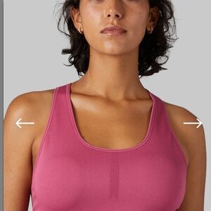 32 Degrees Seamless Racerback Sports Bra NWT